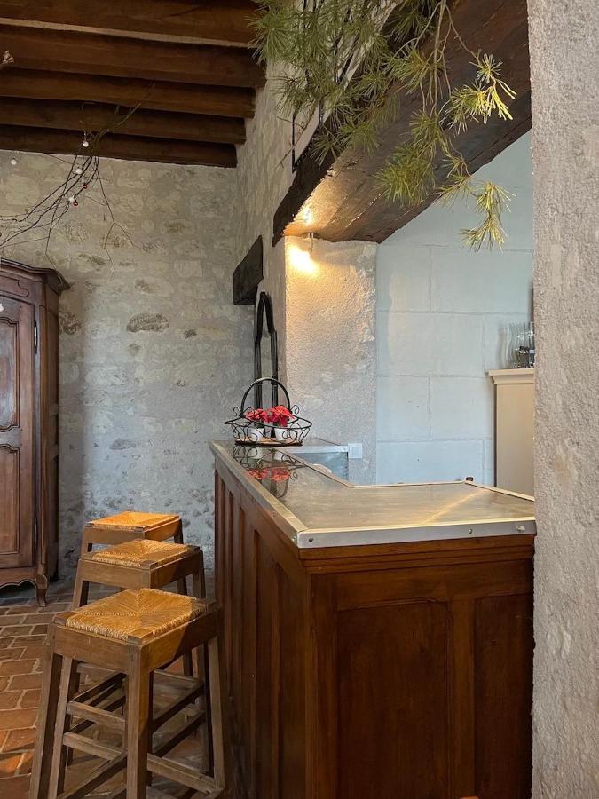 Hotel Le Relais, La Dormance, Le Bois Dormant Châteauvieux Esterno foto
