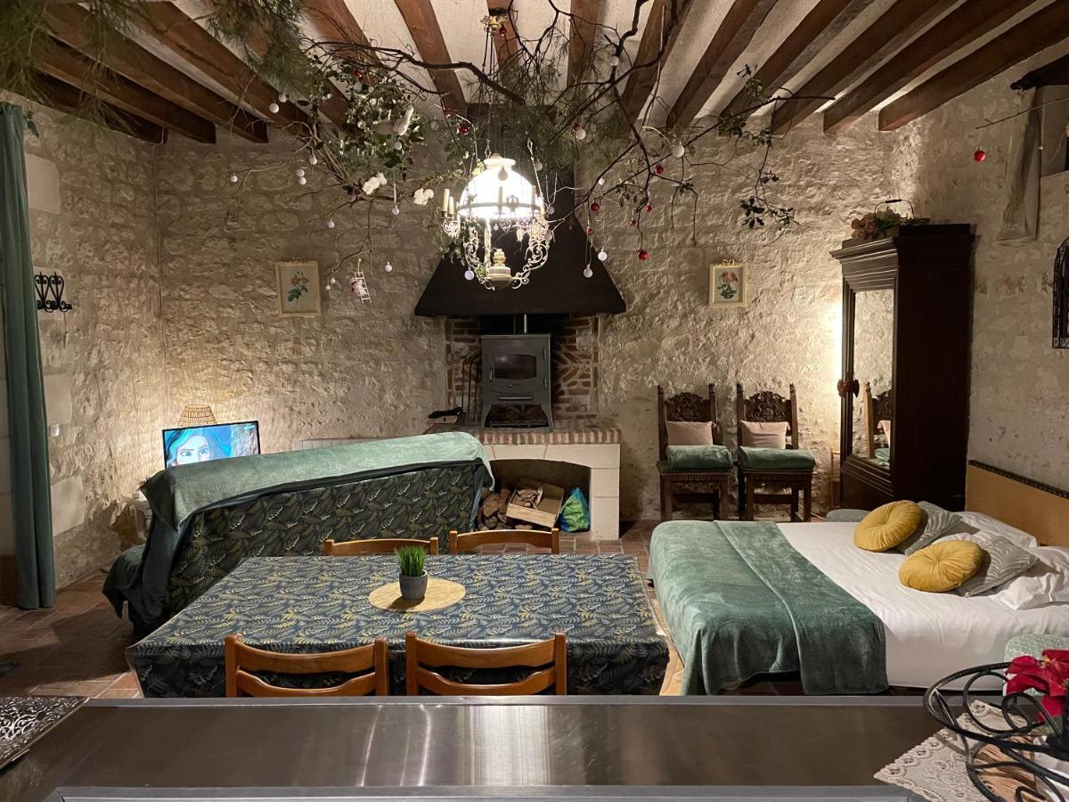 Hotel Le Relais, La Dormance, Le Bois Dormant Châteauvieux Esterno foto