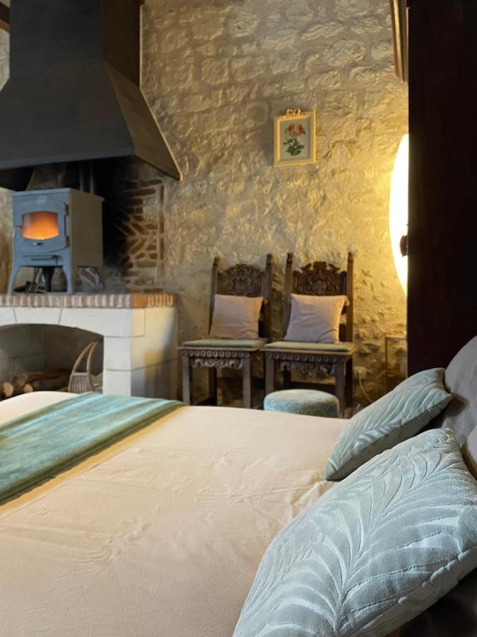 Hotel Le Relais, La Dormance, Le Bois Dormant Châteauvieux Esterno foto