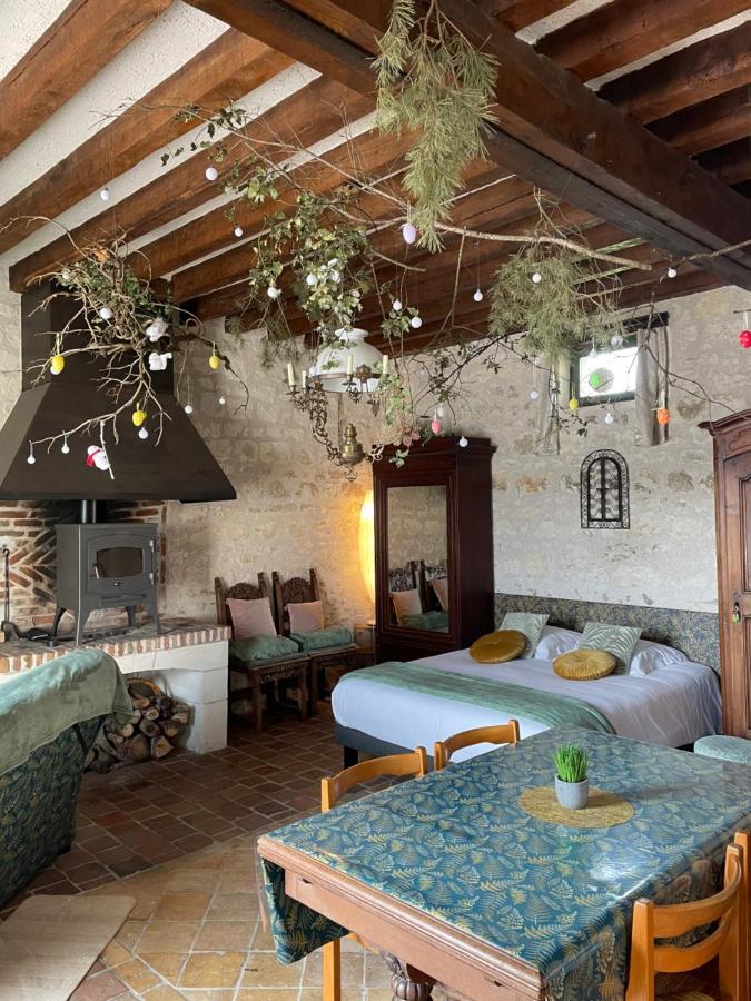 Hotel Le Relais, La Dormance, Le Bois Dormant Châteauvieux Esterno foto
