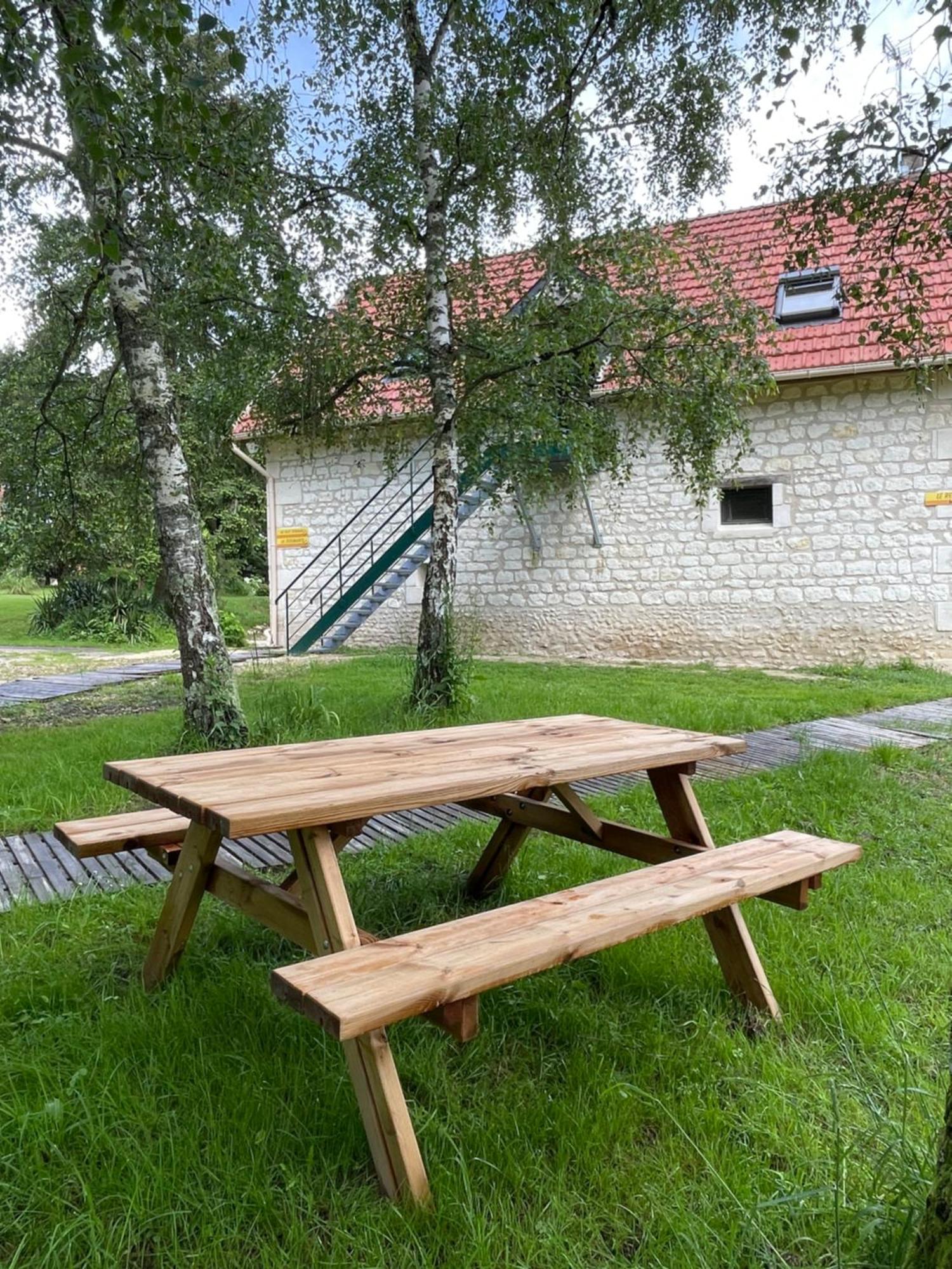 Hotel Le Relais, La Dormance, Le Bois Dormant Châteauvieux Esterno foto
